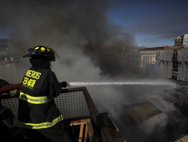 Solicitan a Bomberos de Valparaíso que conformen una Brigada para Juan Fernández