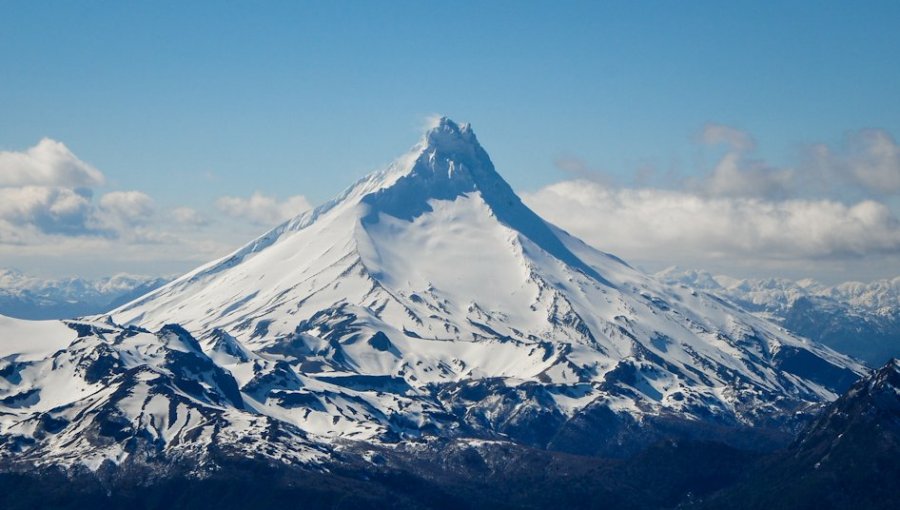 Dos personas fallecidas y una lesionada dejó accidente en el volcán Puntiagudo en Los Lagos