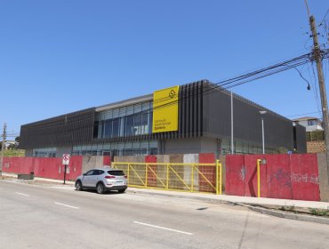 Obras del nuevo Centro de Salud Familiar de Quintero presentan un 98% de avance