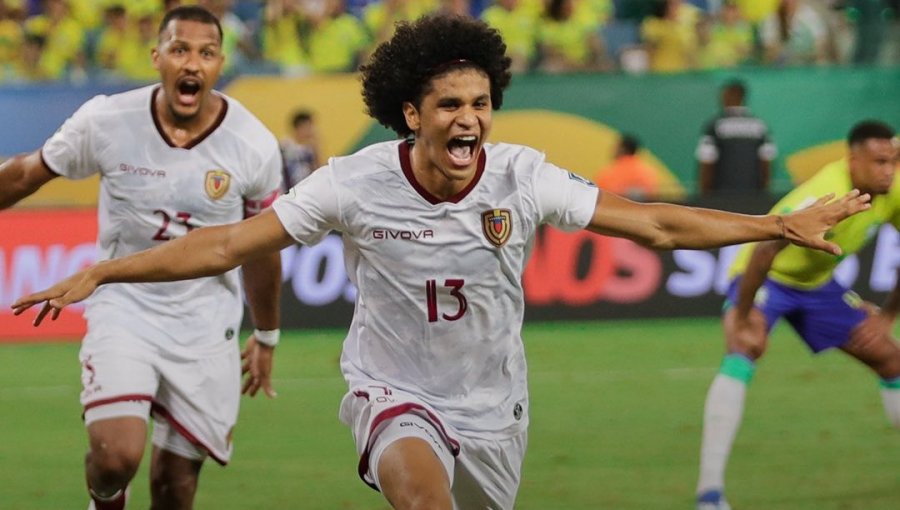 Venezuela le empató a Brasil en el final con un golazo de chilena de Eduard Bello