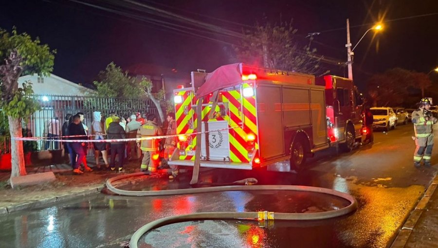 Hallan cuerpo sin vida durante la remoción de escombros tras incendio en El Bosque