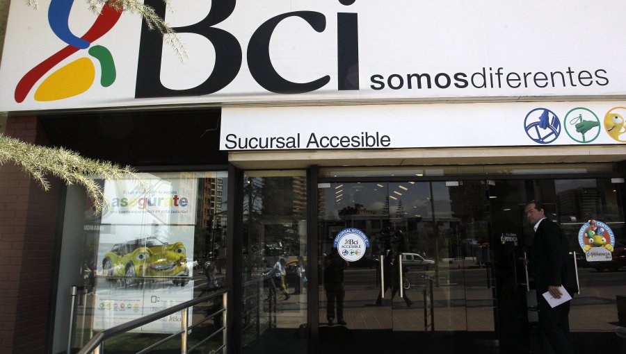 Multaron al BCI con $892 millones por excluir oferta en licitación de seguro