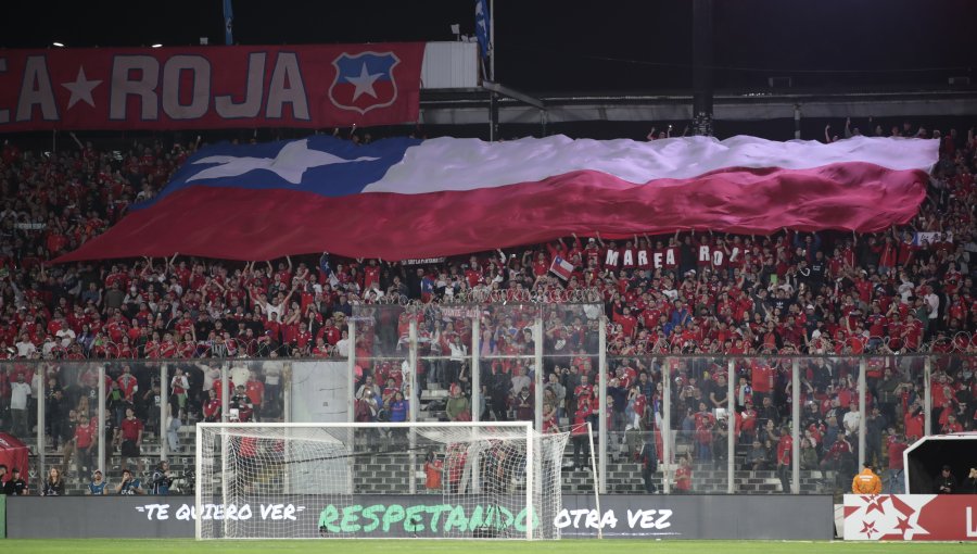 Prensa peruana advierte que Chile podría recibir una "drástica sanción" por silbidos a su himno