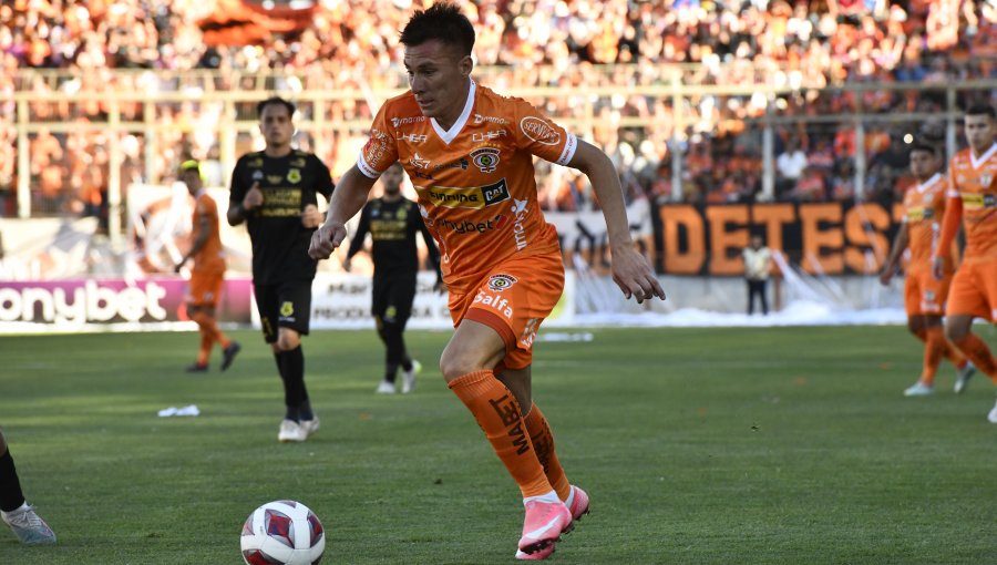 Insaurralde, héroe del ascenso para Cobreloa: "Me va a llevar unas horas entender lo que he logrado"