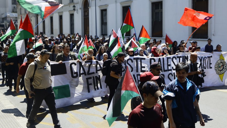 Marcha Palestina: Decenas de personas piden fin a muerte de niños en Medio Oriente