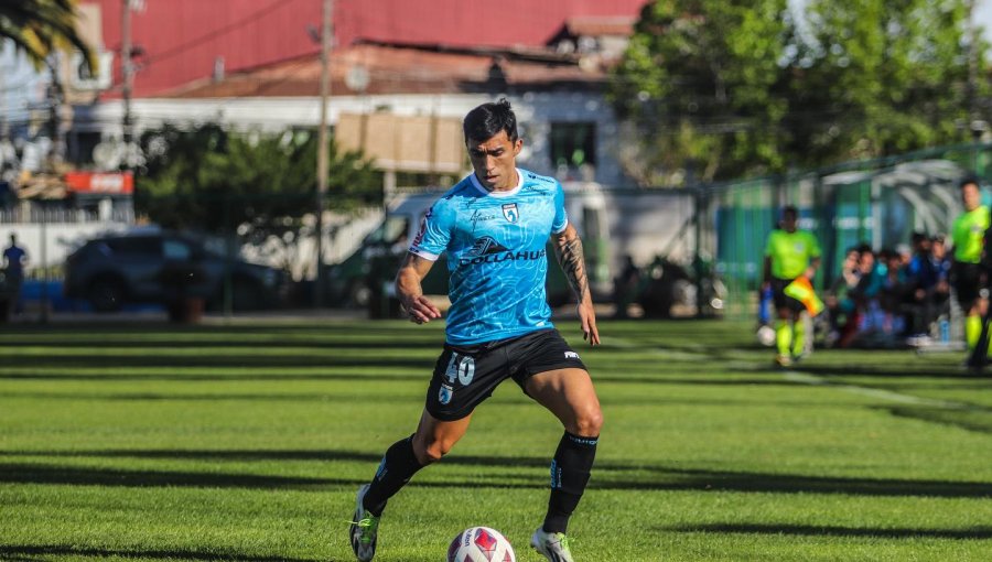 Edson Puch hace descarnada autocrítica en su retorno al fútbol en Iquique: "No he sido el aporte que muchos esperan"