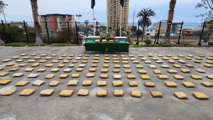 Incautan más de 400 mil dosis de marihuana en control carretero en la región de Antofagasta