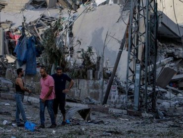 Familias se quedan en el norte de Gaza mientras Israel prepara operación terrestre