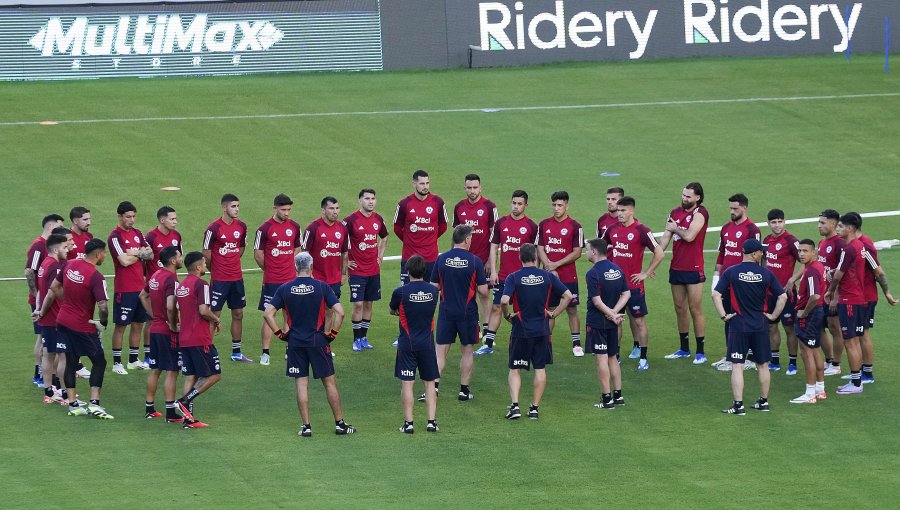 Chile tuvo su último entrenamiento en Venezuela antes del duelo por Clasificatorias