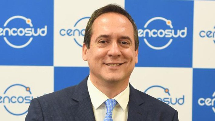 Renuncia CEO de Cencosud luego de sanción por supuesto uso de información privilegiada