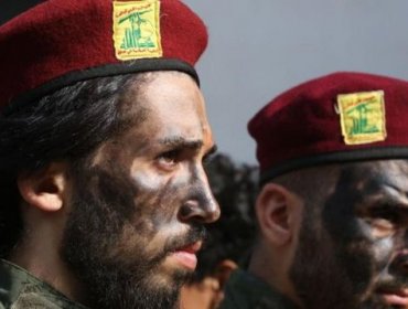 Qué es Hezbolá, el enemigo de Israel en Líbano que llamó a "un día de ira" tras la explosión en un hospital en Gaza