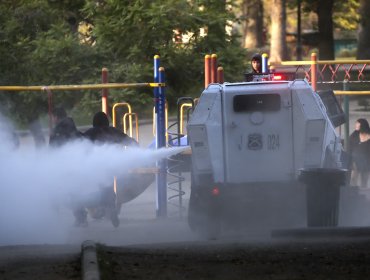 Cuatro carabineros lesionados y 20 detenidos han dejado manifestaciones por el aniversario del estallido social en la RM