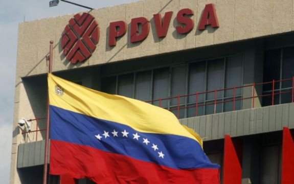 EE.UU. levanta sanciones sobre el petróleo y el gas de Venezuela tras acuerdo del gobierno de Maduro con la oposición