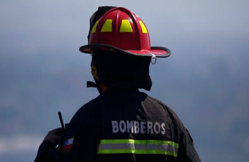 "Es el último aviso": Bomberos de Quillota denuncia a organizadores de "piques" por amenazas en panfletos