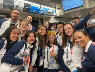 El masivo e inédito viaje en Metro de los deportistas rumbo a la inauguración de Santiago 2023