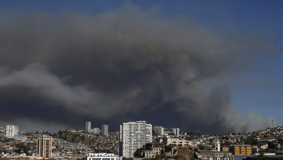 Bomberos de Valparaíso reconoce estar "en alerta" por posible planificación de incendios forestales