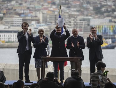 El «Lado B» del acuerdo por la expansión del Puerto de Valparaíso: Jorge Sharp, el gran ganador, y TPS ¿con traje a la medida?