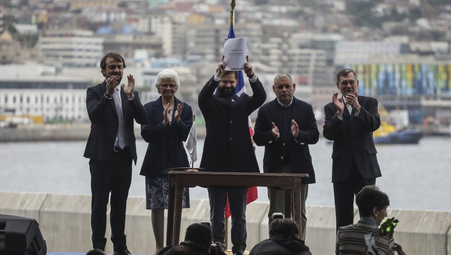 El «Lado B» del acuerdo por la expansión del Puerto de Valparaíso: Jorge Sharp, el gran ganador, y TPS ¿con traje a la medida?