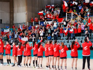 Equipo chileno de balonmano femenino derrotó a Canadá en su debut en Viña del Mar por los Panamericanos