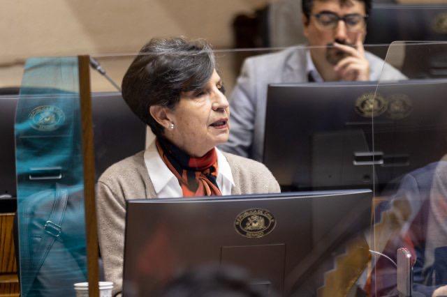 Senadora Allende y Presupuesto 2024: “La pregunta que nos hacemos es por qué se le aumenta tan poco a la región de Valparaíso"