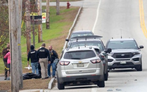 "Armado y peligroso": La persecución en EE.UU. del sospechoso de haber matado a al menos 18 personas en dos tiroteos