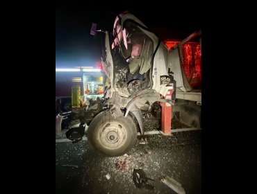 Tres lesionados deja choque de camiones en la ruta 68 a la altura de Casablanca