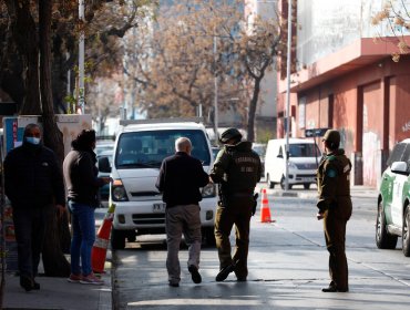 Carabineros detiene a balazos a seis extranjeros indocumentados a dos cuadras de casa del Presidente Boric