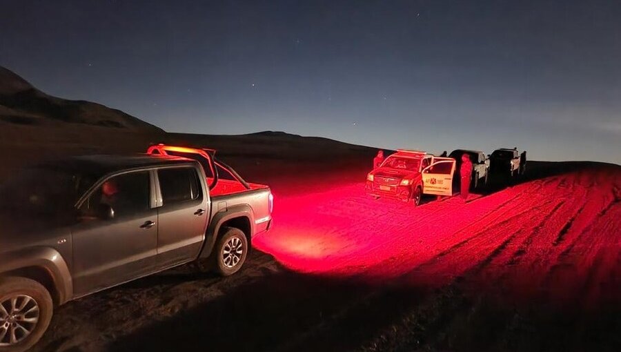 Carabineros detiene a 17 personas y recupera 6 vehículos robados en operativo con Bolivia