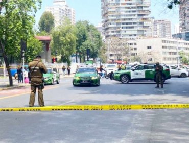 Carabineros frustra a balazos asalto de "motochorros" contra un padre y su hijo en Santiago