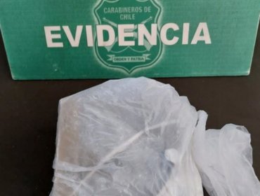 Dos sujetos son sorprendidos con medio kilo de cocaína en sector del Estadio Nacional