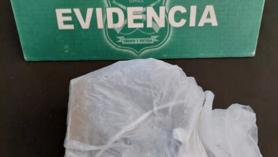 Dos sujetos son sorprendidos con medio kilo de cocaína en sector del Estadio Nacional