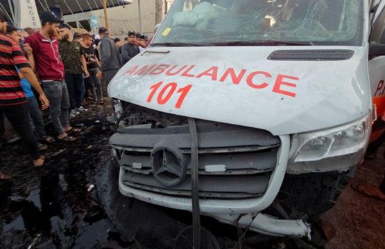 Al menos 13 personas murieron tras una explosión en las afueras del mayor hospital de la ciudad de Gaza