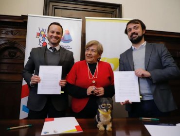 Vecinos de Valparaíso accederán a gas licuado más barato tras acuerdo entre el Municipio y Lipigas