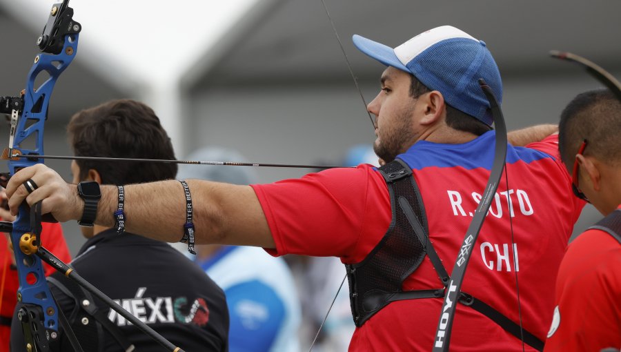 Ricardo Soto gana a competidor de Estados Unidos en tiro con arco y apunta al oro