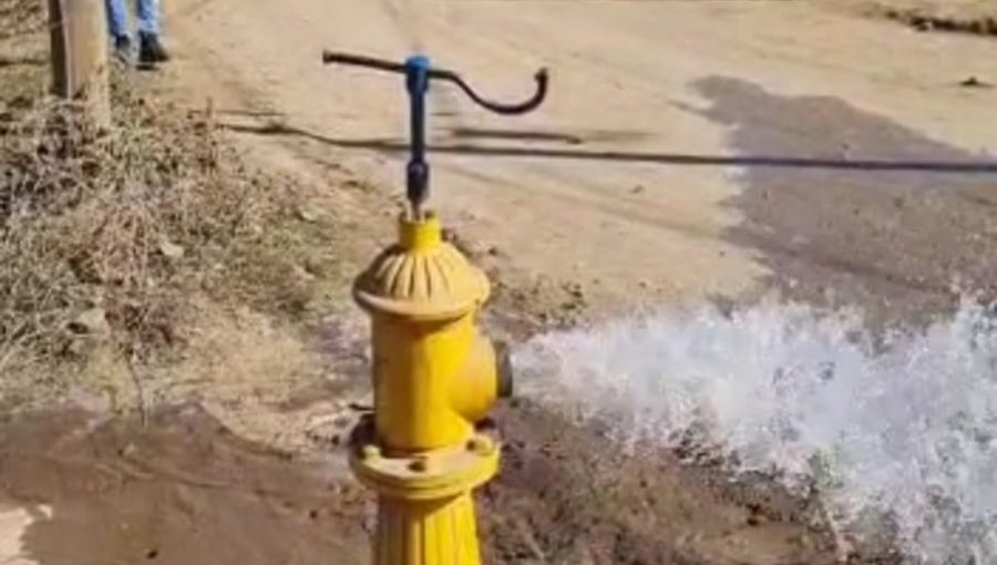 Sector del campamento más grande de Viña del Mar y el país cuenta con agua potable tras años de espera