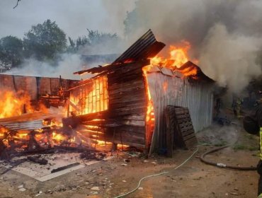 Tragedia en Coronel: 14 personas perdieron la vida durante incendio de dos inmuebles de una toma