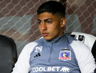 Futbolista de Colo-Colo, Jordhy Thompson, fue detenido una vez más por agresión contra su pareja