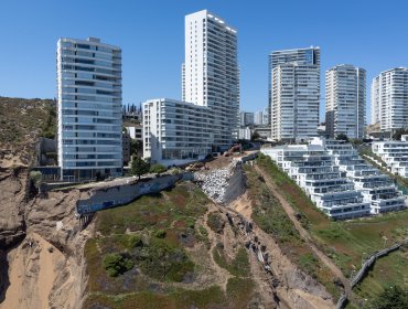 Confirman contratación de seguridad privada para edificios desalojados por socavones en Viña del Mar