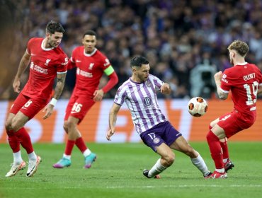 Gabriel Suazo fue comparado con crack brasileño tras soberbia actuación ante Liverpool