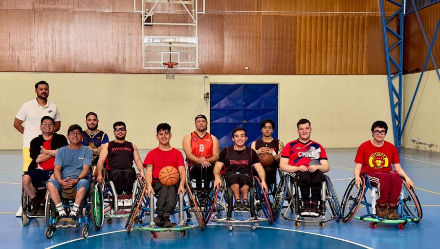 Promesas del básquetbol en silla de ruedas: Superando desafíos y alcanzando logros