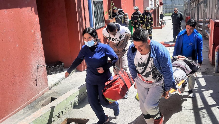 Simulacro en la cárcel de Valparaíso incluyó un intento de fuga con posterior incendio