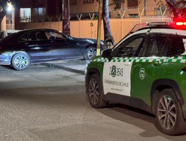 Persecución policial tras encerrona a familia dejó dos delincuentes detenidos en Santiago