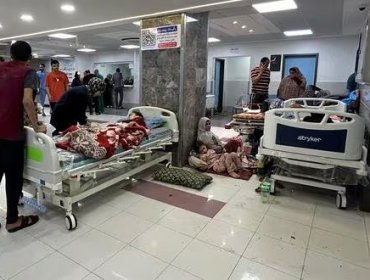 Claves para entender la crítica situación del hospital más grande de Gaza que "se está convirtiendo en un cementerio"