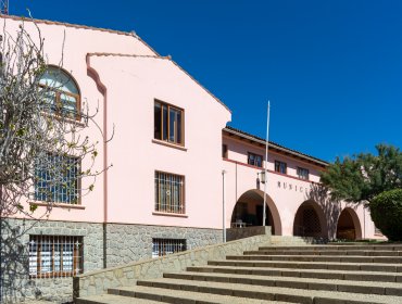 Piden a Contraloría y al Consejo de Defensa del Estado que intervengan ante presunto desfalco millonario en la Municipalidad de Algarrobo