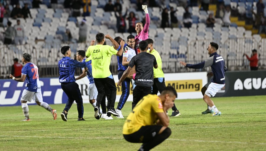 Antofagasta venció por penales a San Luis de Quillota y avanzó a semifinales de la liguilla del Ascenso