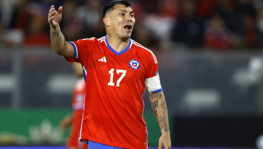 Gary Medel molesto por la salida de Eduardo Berizzo de la Roja: "La gente lo trató mal"