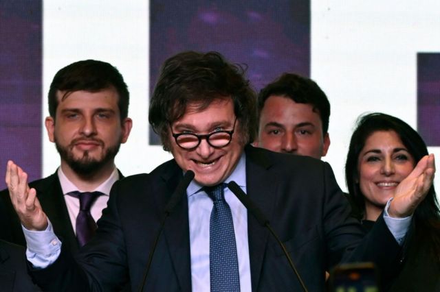 Javier Milei es el nuevo presidente electo de Argentina: le ganó el balotaje a Sergio Massa por más de 10 puntos