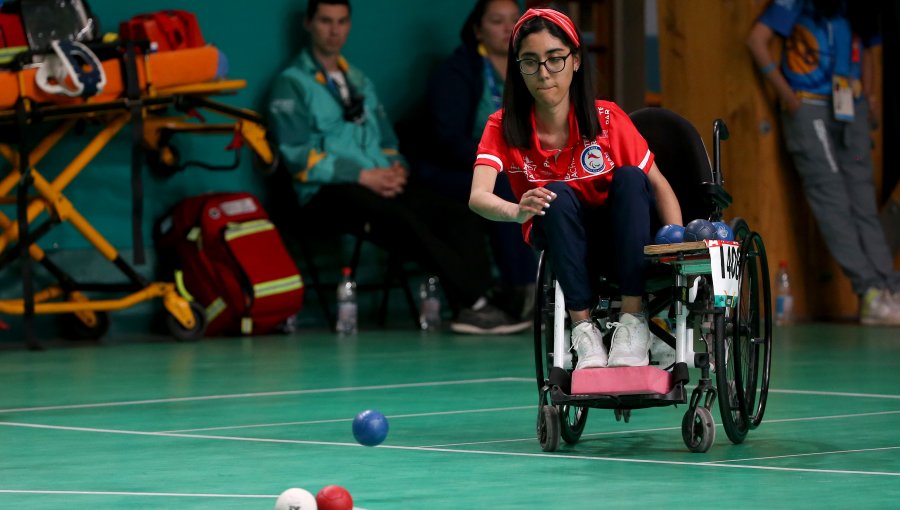 Alfonsina Urrejola vence a subcampeona brasileña para avanzar a la semifinal de boccia