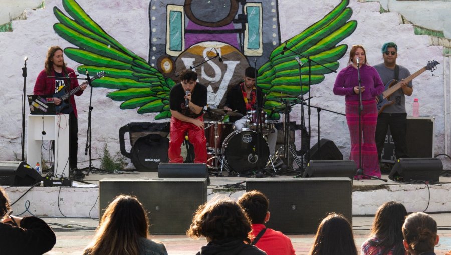 Balmaceda Arte Joven Valparaíso invita a disfrutar su aniversario en el Festival Volar 2023