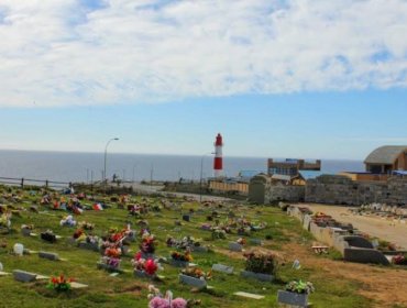 Funcionarios de los cementerios de Valparaíso concretan paro de advertencia a la Corporación Municipal